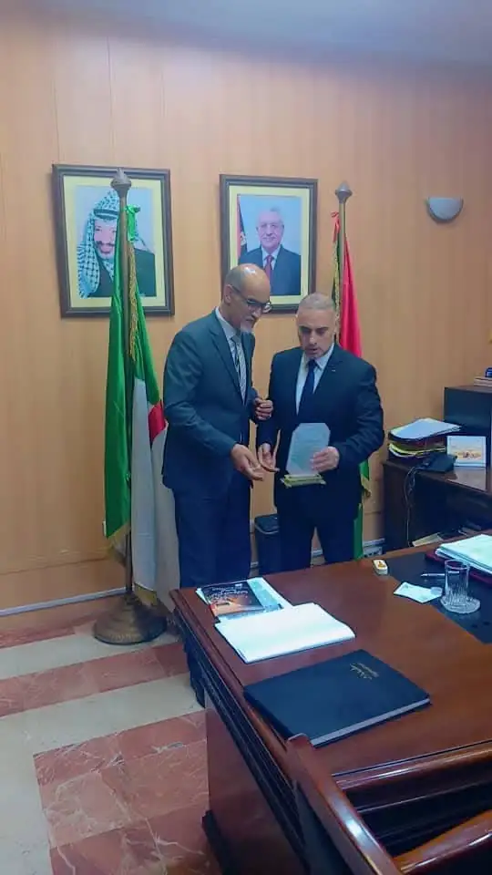Un moment de la séance de travail avec l’ambassadeur de Palestine