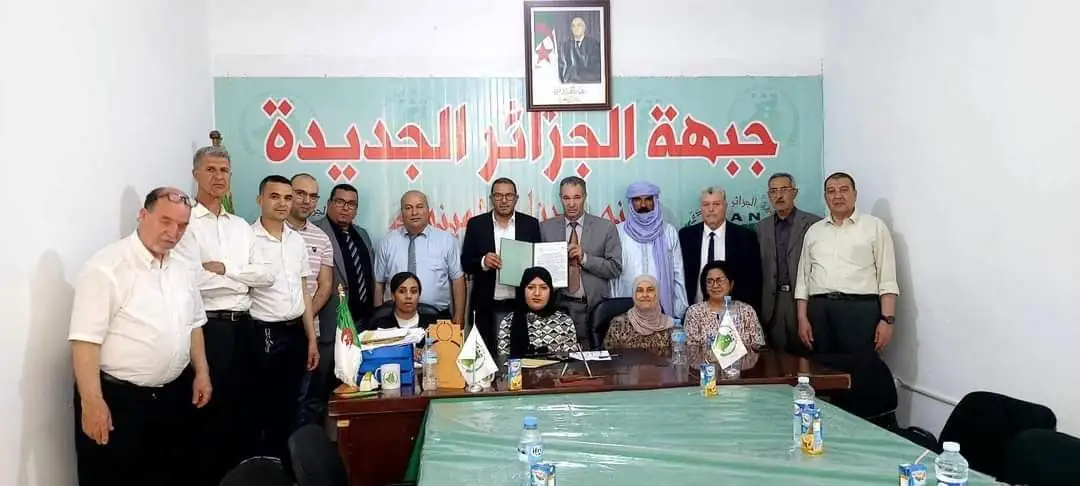 Une délégation du Bloc présente l'initiative de « rassemblement » au président du Front de l'Algérie nouvelle