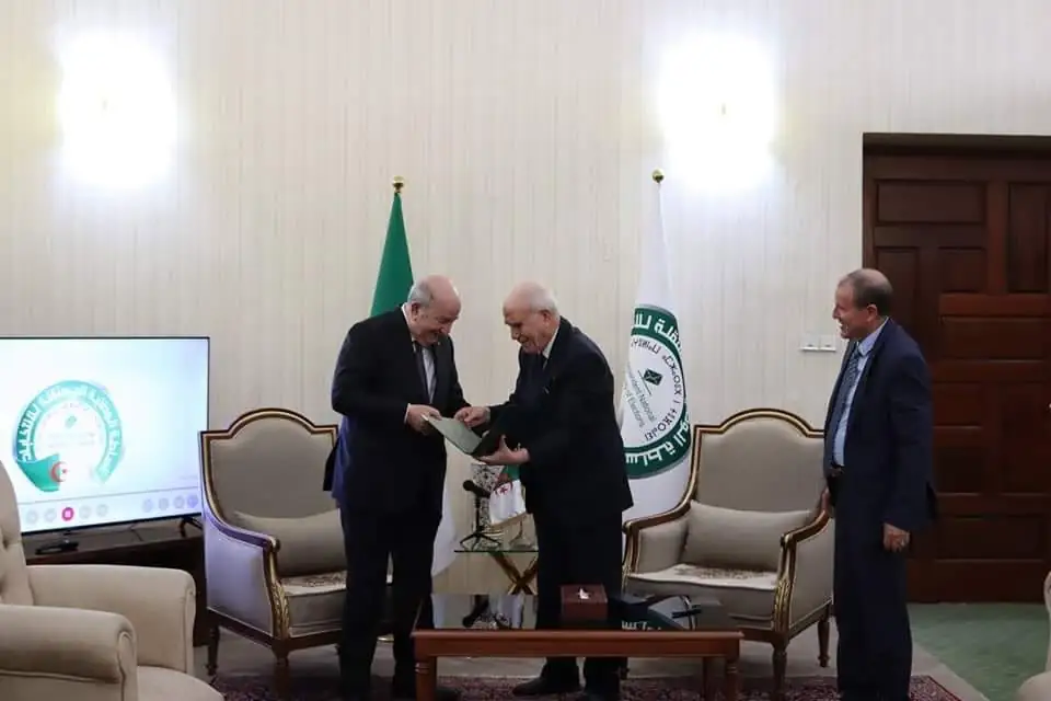 تكتل الحصن المتين يبارك قبول السلطة المستقلة للانتخابات ترشح عبد المجيد تبون ويجدد دعمه المطلق