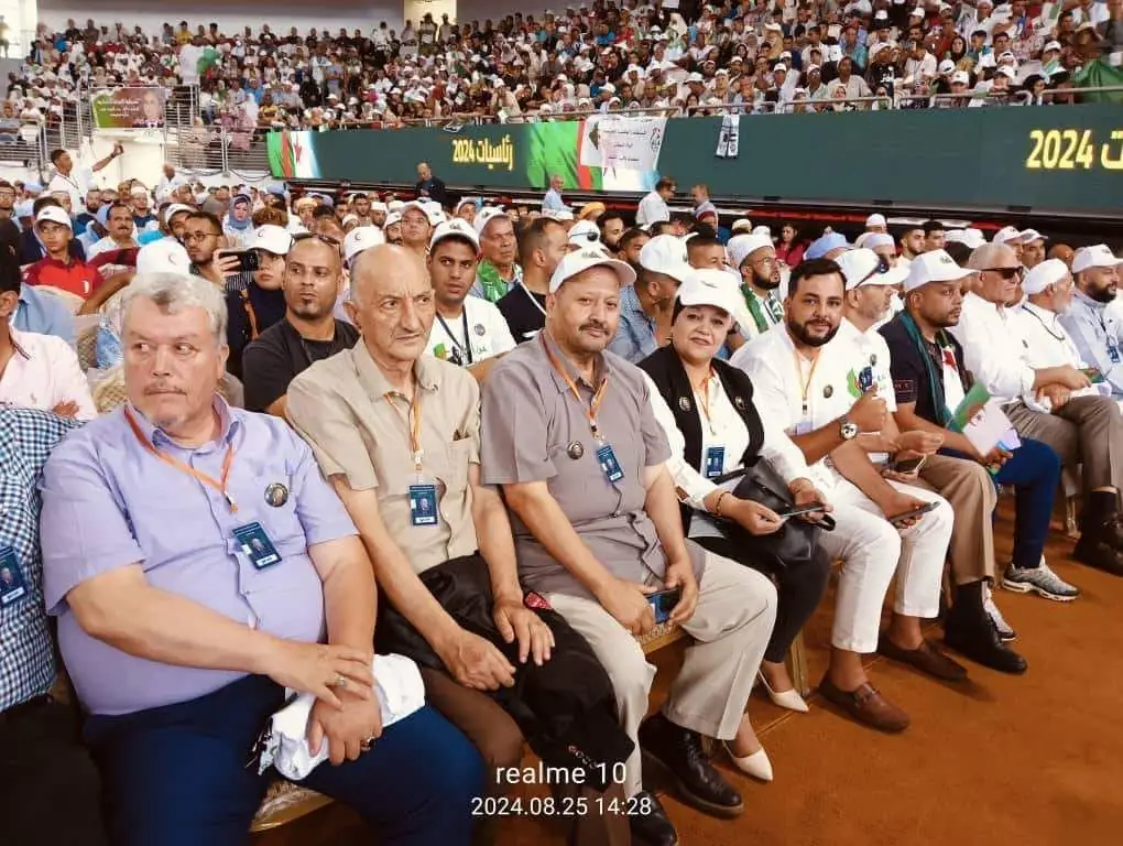 Oran: Bloc officials attend the popular rally led by candidate Abdelmadjid Tebboune