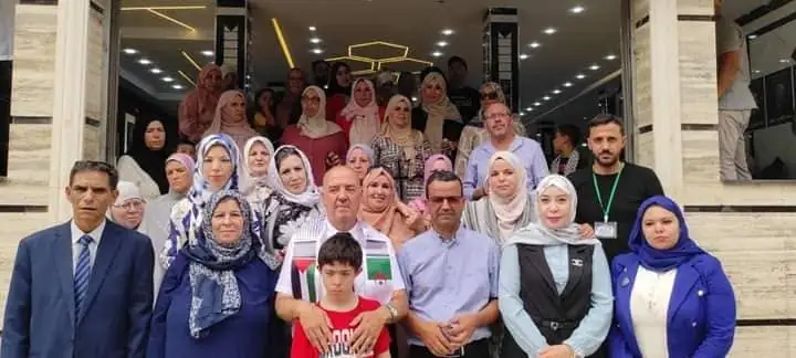 المنسق الولائي مبروك بن مرسلي في لقاء مديرية الحملة مع المجتمع المدني النسوي ببرج بوعريريج